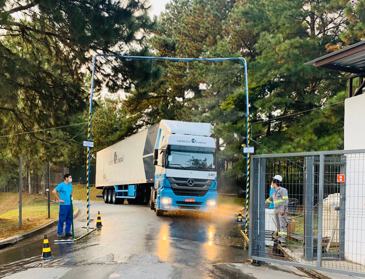 Arco de Desinfecção de Frotas de Veículos